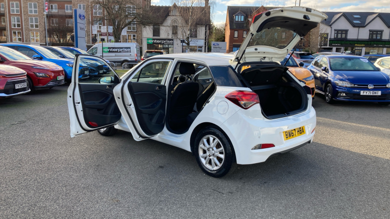 Hyundai i20 1.2 SE 5dr Petrol Hatchback